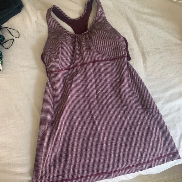 Lululemon workout top - Picture 1 of 5